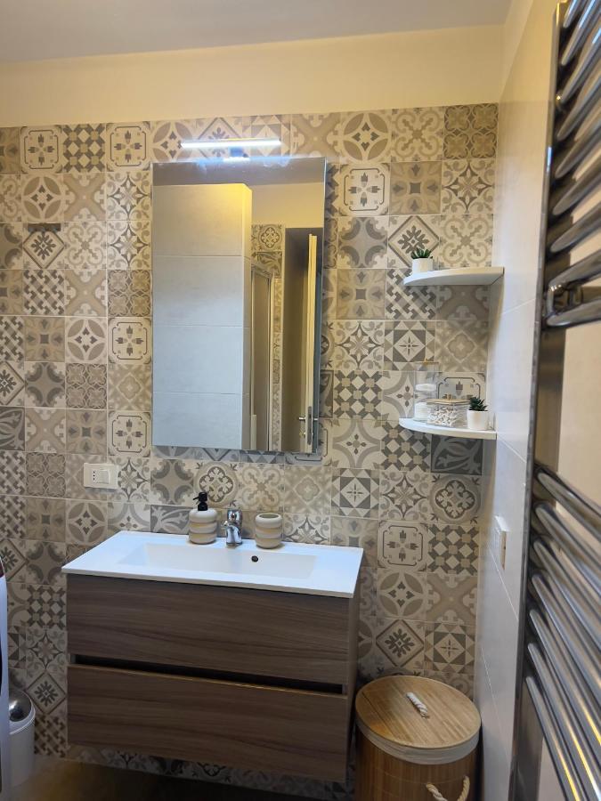 Regina Milano In Porta Romana 3 - Sky Tv, Wifi & Breakfast Box 아파트 외부 사진